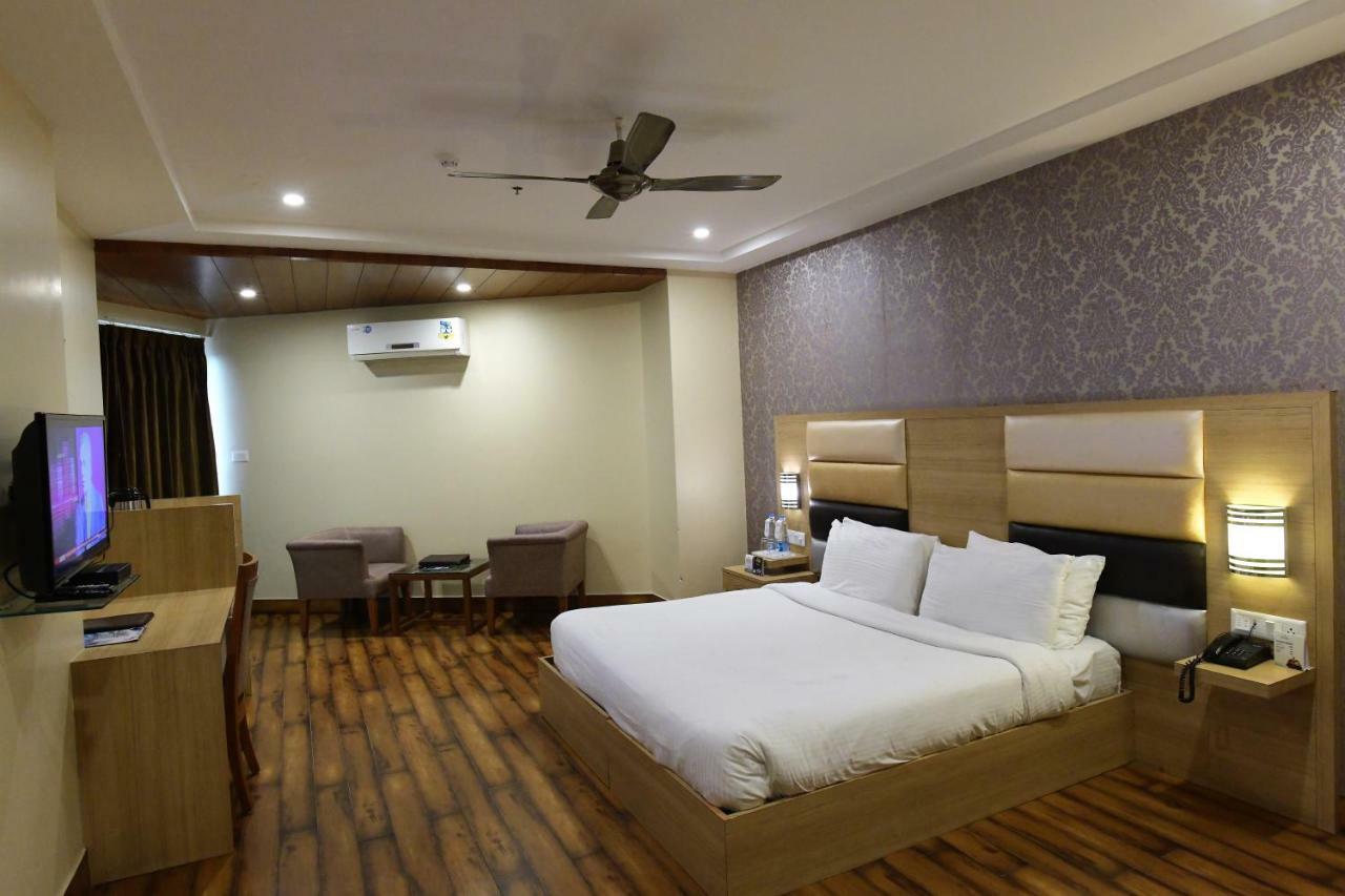 Hotel Inclover-A Peaceful Retreat Dharamshala Ngoại thất bức ảnh